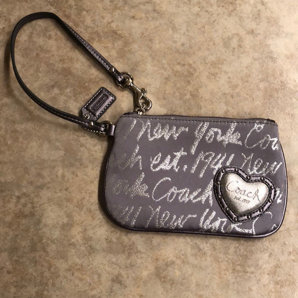 Coach Silver New York Heart Limited Wristlet NEW